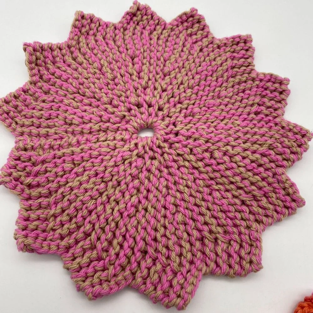 Hand Crochet pot holders trivets pink white thick Kitsch vintage‎ kitchen